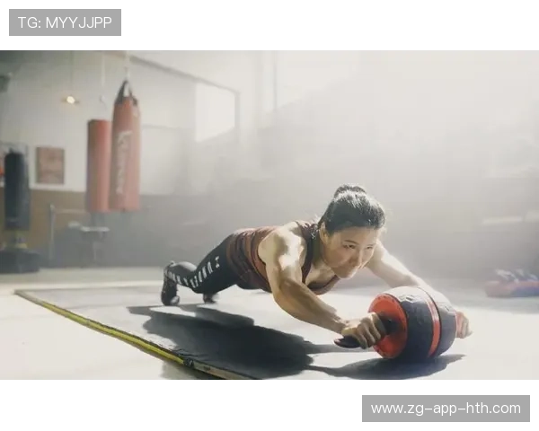 张伟丽恢复 基本技术训练，拳迷称状态“越来越像巅峰”